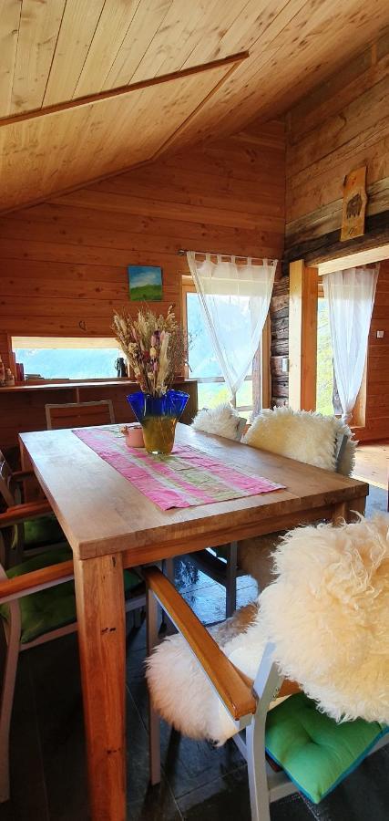 Chalet Biene - Swiss Alp Chalet With Sauna And Jacuzzi Улрихен Екстериор снимка