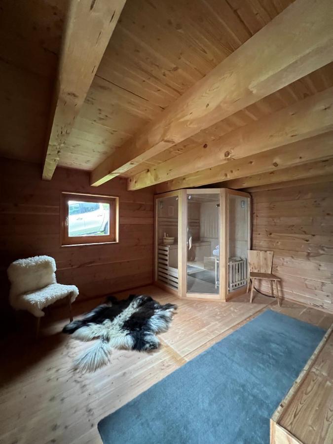 Chalet Biene - Swiss Alp Chalet With Sauna And Jacuzzi Улрихен Екстериор снимка